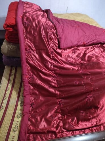 daş yunu rulon qiymeti: Tək adamlıq yeni yorğan - 20 azn Tək adamlıq yeni döşəklər bir ədədi - — 4
