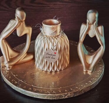 qara suvaq yoxsa agdag: Fiqur, Gips, rəng - Ağ — 6