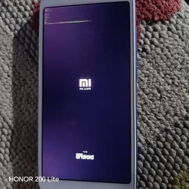 panel cit: Xiaomi Mi smartfon - Marka: Xiaomi (mi.com) - Platforma: Android - — 1