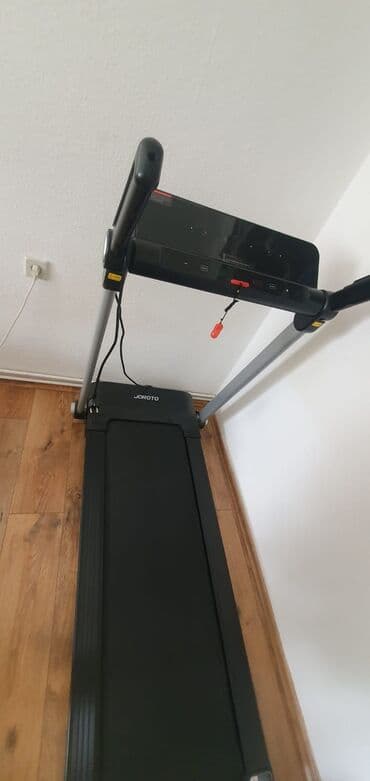 Boks kisələri: Joroto qaçış zolağı, istifadəçilərə evdə məşq etmək üçün rahat və — 10