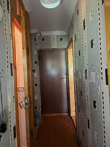сад: 41 45 Abidəsi Əṣya bazari 5/5 ci mertebe 1 otaq Mənzil — 6
