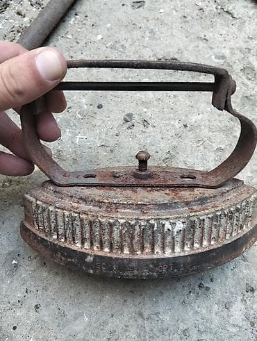 mini projektor: (metal) Təsvir: - Dairəvi, qabırğalı metal gövdə – istiliyi yaymaq — 3