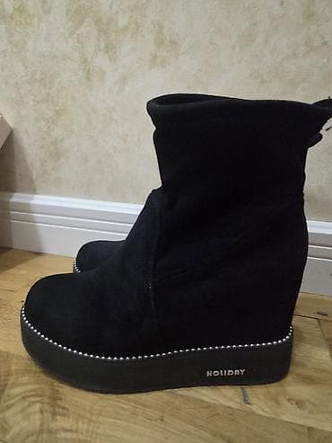 sapaskiler: Çəkmə, Ölçü: 38, rəng - Qara, Yeni — 1