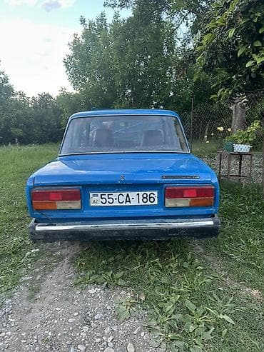 passat b5 ekran: VAZ 2107 sedan – klassik “Jiquli” dizaynı ilə mavi rəngdə. Texniki və — 4