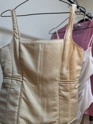 Əlcəklər: Zara teze top 
Dolgulu modeldir — 10