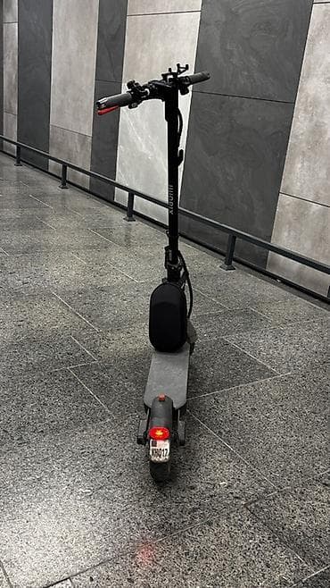 baseyn satisi: İşlənmiş Elektrik samokat 10", 501 - 750 Vt, 16 - 25 km/s, Ünvandan götürmə — 2