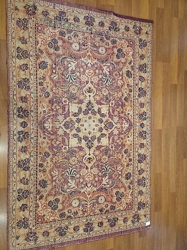 qedim əşyalar: Məhsul:Qədimi naxışlı xalça,100 ilə kimi yaşi var. Təsvir:2 — 4