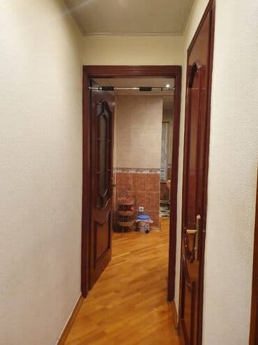 nerimanovda obyekt satilir: Bakı, 2 otaqlı, Köhnə tikili, m. Nəriman Nərimanov, 70 kv. m — 14