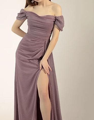 Mauve/bənövşəyi çalarda, parıltılı toxumalı uzun gecə/libas. - Model — 1