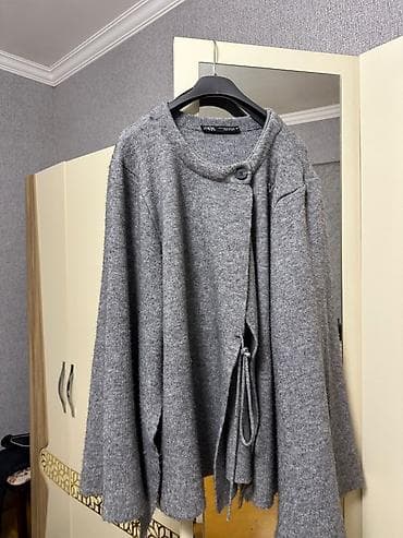 qar geyimi: Brend: ZARA Model: qadın üçün toxunma kardiqan/palto-ponço tipli üst — 2