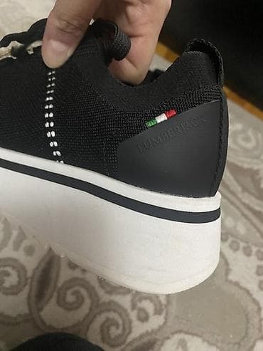 parca krasofkalar: Ölçü: 39, rəng - Qara, Yeni — 2