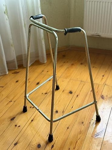 Медтовары: Yürümə çərçivəsi (walker) - Material: möhkəm metal konstruksiya - — 1