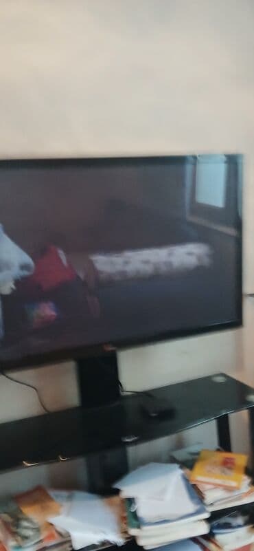 кронштейн для тв: LG markalı bu televizor, ev əyləncəsi üçün nəzərdə tutulmuşdur. Qara — 2