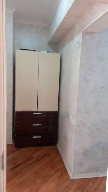 3 otaqli kiraye evler 400 azn: Həzi Aslanov metrosuna yaxın (Neapol dairəsinə yaxın)12-çi mertebenin — 7