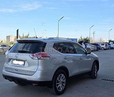 güzgü satılır: Nissan X-Trail: 2.5 l | 2014 il Krossover — 4