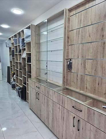 Magazada vitrin icareye verilir.parfumeriya,bujiteriya,etir ve s — 3