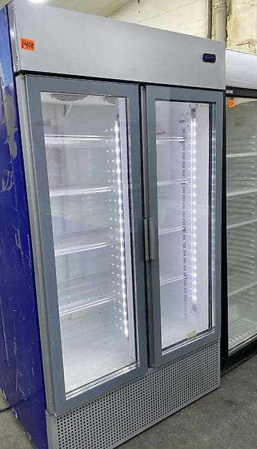 İki qapılı vitrin soyuducu - Şüşə ön qapılar: məhsulların aydın