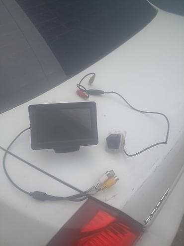 arxa kamera qurasdirilmasi: Avtomobil üçün arxa görüntü sistemi Məhsulun tərkibi: - 4–5 düymlük — 2