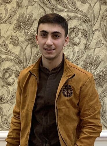 Öncəliklə salam adım SİRAC yaşım 22 əsgərliyi təzə bitirmişəm iş