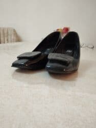 туфли новая не одевала не разу: Туфли, Размер: 38, цвет - Черный, Б/у — 11