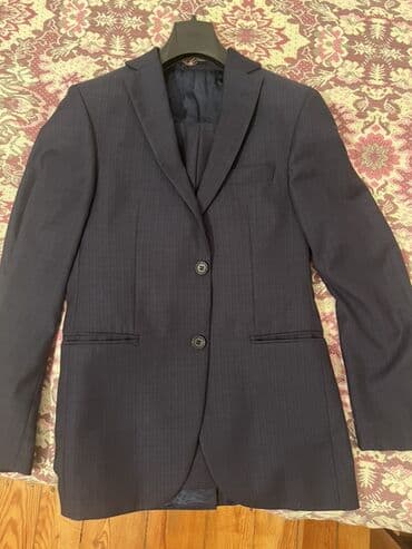 kişi geyimi: Yaxsi veziyyetde S olcuye uygundu — 1