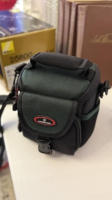 samsung 3322: • Nikon D5600 DSLR fotoaparat dəsti • Yenidir, 2 dəfə istifadə — 6