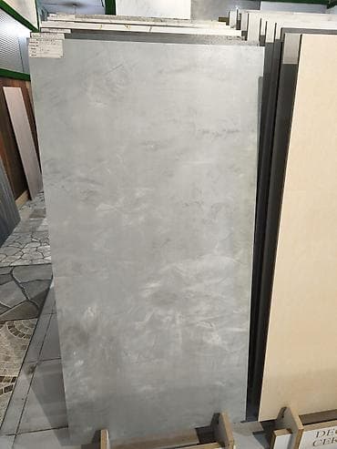 yer daşları: Böyük ölçülü keramika kafel – beton effekti - Rəng və tekstura: Açıq — 1