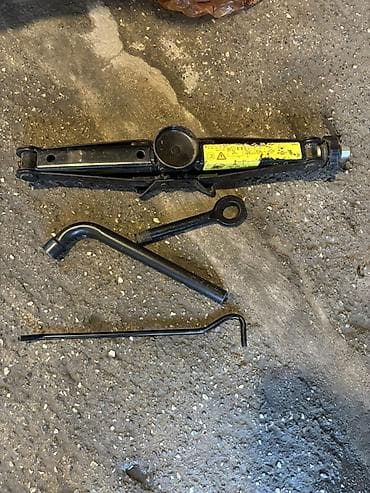 vito disk: Mercedes Benz Vito orginal domkrat qiymetde endirim olacaq — 1