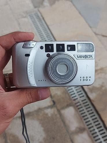 Minolta Zoom 130c 35mm plyonka fotoaparatı - Linza: Minolta — 1
