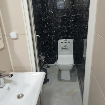 Mobil sanitar qovşağı – tualet treyleri Daşına bilinən bio-tualet