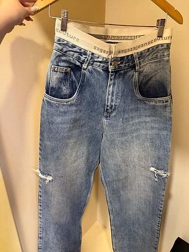 Bu Sagazajeanscouture qadın cins şalvarı açıq mavi rəngdədir və yüksək