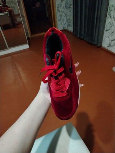 nike flyknit qadın krossovkaları: Nike, Ölçü: 37, rəng - Qırmızı, Yeni — 1