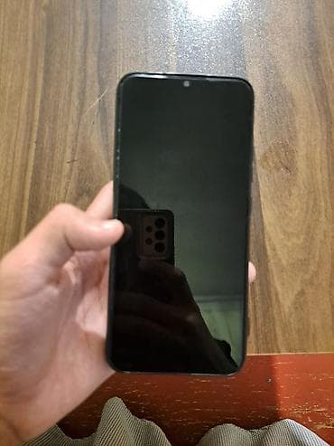 Salam 2 side satilir biri Samsung A12 Biri Realme C21Y Ikiside ideal — 6