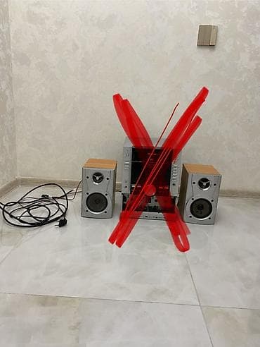 ev soyuducu: İki Ədəd Akustik Kolonkalar. 1 Ədədi 5 Azn. Ortadakı Satılıb. - — 2