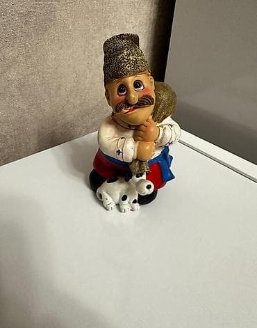 material: Fiqur — 1