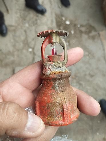 yangin: Məhsul: TYCO yanğın söndürmə sprinkler başlığı Təsvir: - Brend: TYCO — 8