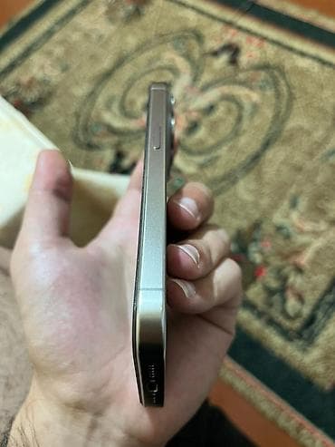 iphone 3 kamera: IPhone 15 Pro, Gümüşü, Face ID — 3