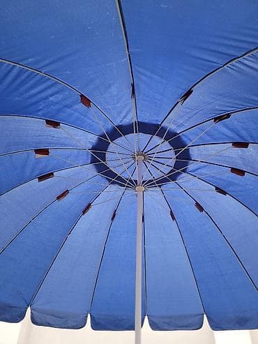 Şlanqlar: Böyük bağ/terrasa çətiri – mavi rəng Qiymət 65 AZN .Çox az istifadə — 2