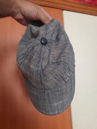 qadınlar üçün toxunma papaqlar: Brioni kepka 120 manata alinib — 4