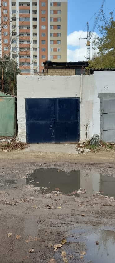 аренда бутика в гуме бишкек: 27 м², 4 * 7 * 2 Камень Коммунальные линии не подключены — 2