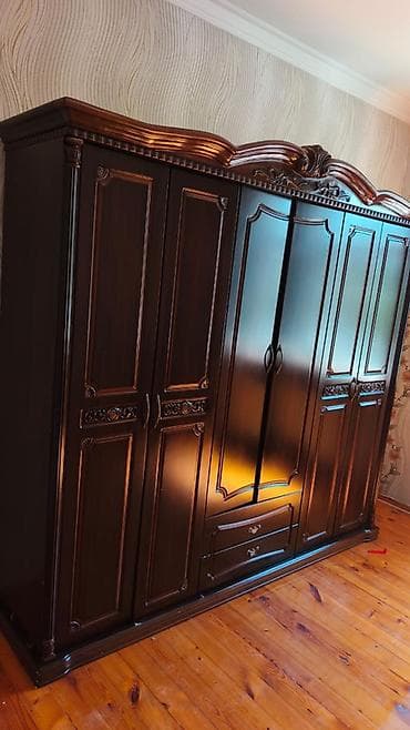 yatag destleri: Yataq mebeli: dolab, çarpayı, trumo və 2 tumba. Dikt olmadığı üçün — 2