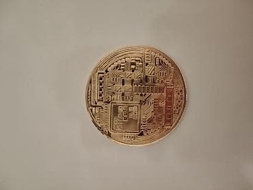 Bitcoin temalı kolleksiya sikkəsi - Material: metallik ərinti, qızılı — 3