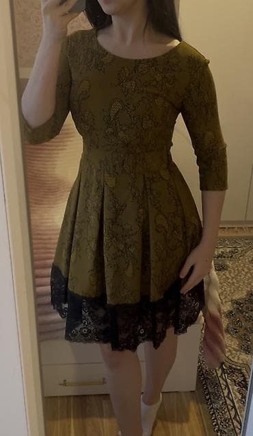 Zeytun-yaşıl rəngdə, qısa ölçülü zərif qadın donu. - Üst hissəsi