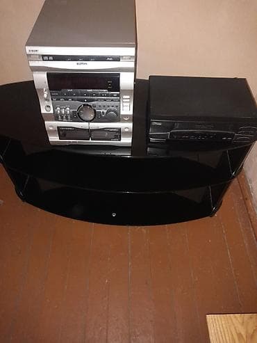 şişler: İşlənmiş, Düz TV altlığı, Polkalı, Şüşəli — 2