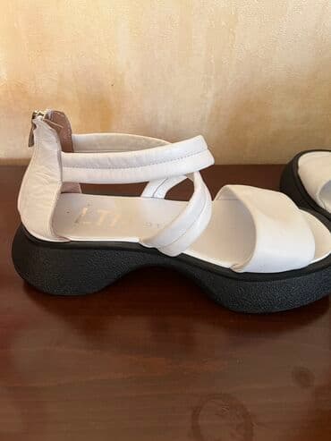 женские босоножки на танкетке: Ölçü: 39, rəng - Ağ, Yeni — 3