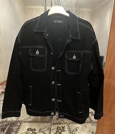 Cins kurtka 10 azn satilir 10 yawdi