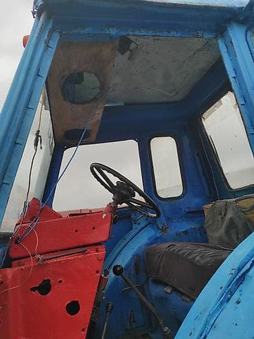 акпп мерседес 124: Rəngi göydür. Kabinası mövcuddur. Ön hissəsindəki radiator barmaqlığı — 3