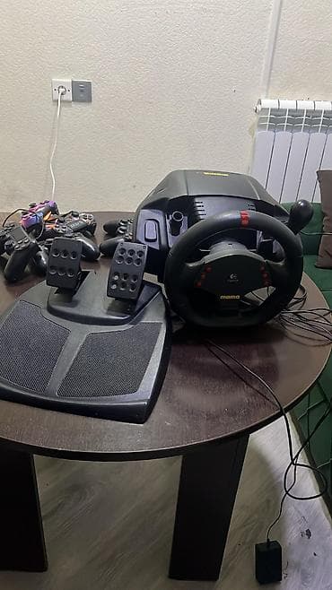 Планшеты: Logitech MOMO Racing sükan və pedal seti - Brend/model: Logitech MOMO — 1