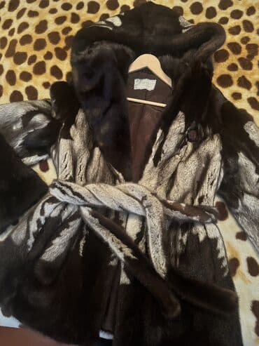 Digər qadın geyimləri: Yeni shuba! Olcu S-M ucundur, 2500 e alinib, 450azn satilir — 3