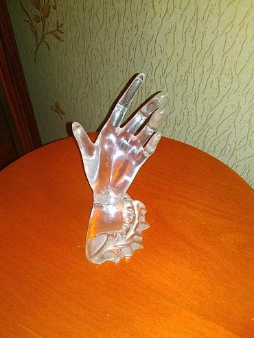 Telefon altdigi -qiymet 15 azn